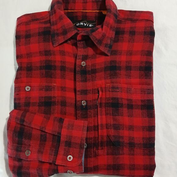 Orvis Large Long-Sleeved Red and Black Plaid Flannel Shirt Cotton Poly Blend - Picture 1 of 13
